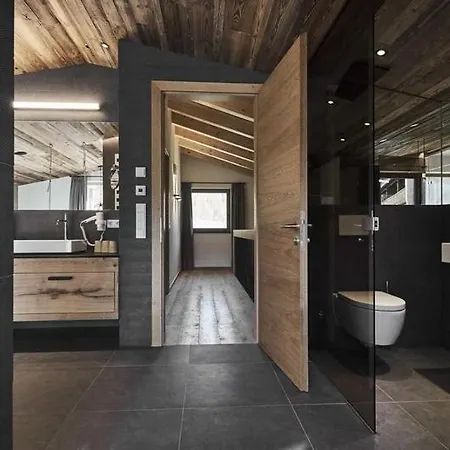 4br Amazing Next To The Ski Slops Chalet