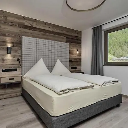 4br Amazing Next To The Ski Slops Chalet Solden